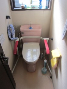 サティスGタイプリトイレ手洗いカウンター付きにお取替え